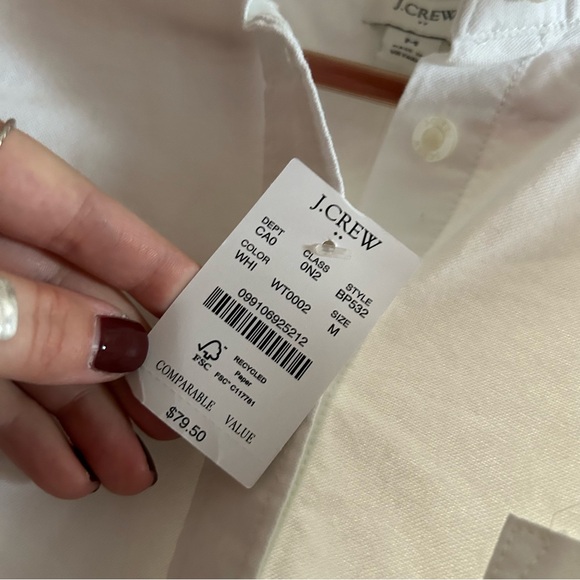 J. Crew Button-up Oxford Shirt In Signature Fit White 100% Cotton NWT Size M - Picture 4 of 8